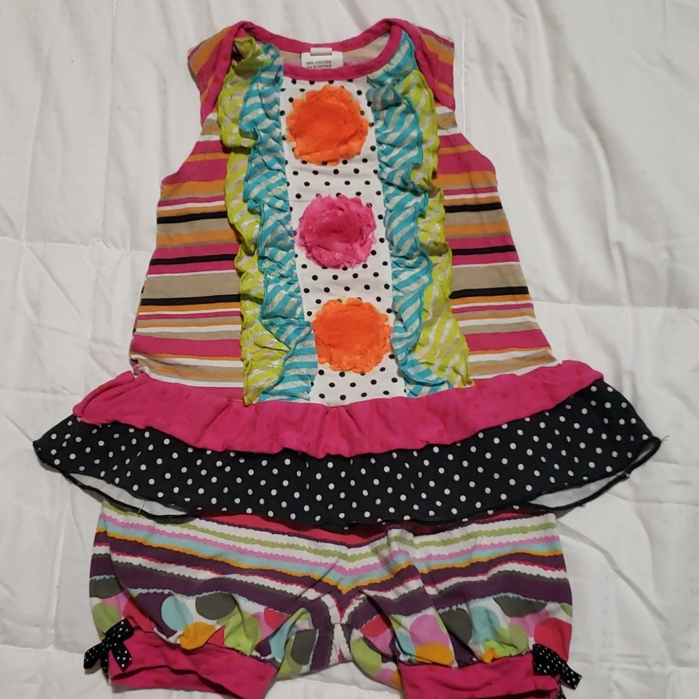 Matching set. 18m.